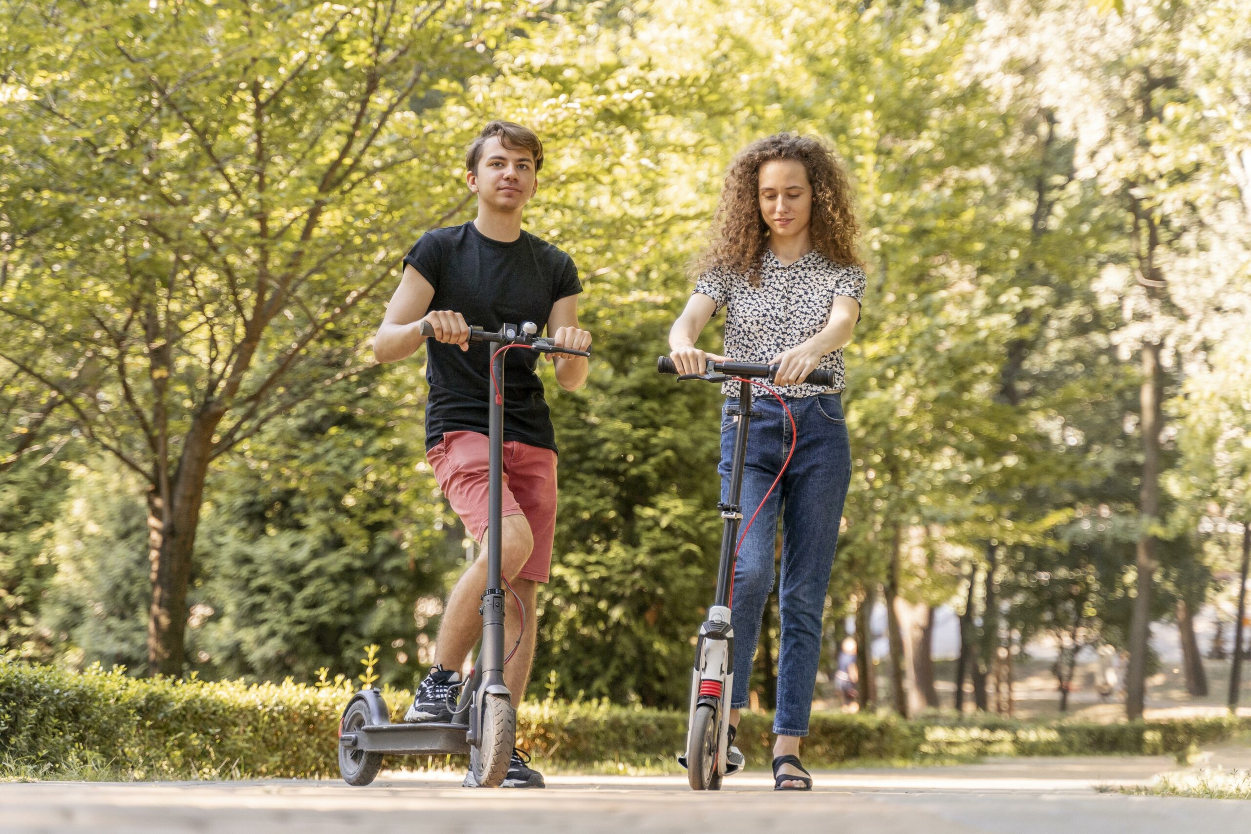 Trottinettes électriques : 10 conseils essentiels pour rouler en toute sécurité